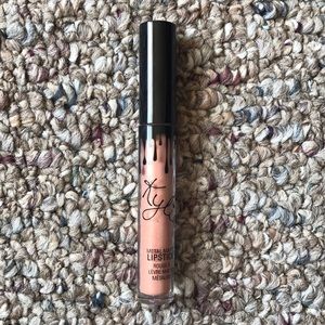 Kylie Cosmetics Heir lipstick